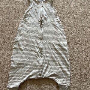 Woolino sleep bag 3-4 T like new